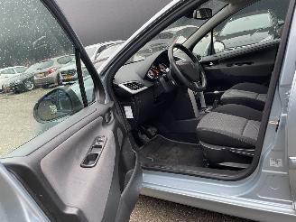 Peugeot 207 1.6 5drs picture 7