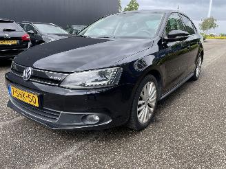 Schadeauto Volkswagen Jetta 1.4tsi hybrid 2013/7