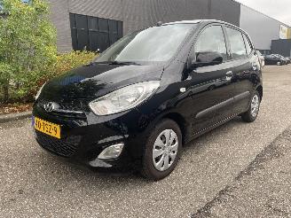 Vaurioauto  passenger cars Hyundai I-10 1.2 airco 2012/10