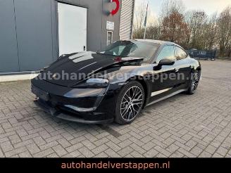 Porsche Taycan 350KW Panorama-Glasdach Leder 20zoll picture 1