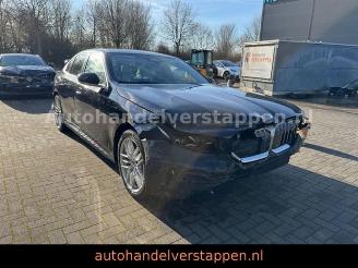 BMW i5 Limousine 40 eDrive 250KW Cockpit Plus Panora picture 13
