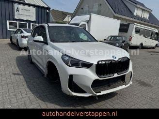 Unfallwagen BMW X1 xDrive30e M Sport HUD Pano Harman VOLL 2023/3