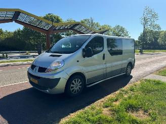 Coche accidentado Renault Trafic T29 L2/H1 2.0 DCI 66KW 2007/4