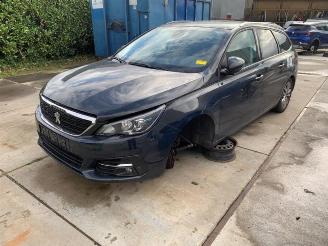 demontáž osobní automobily Peugeot 308 308 SW (L4/L9/LC/LJ/LR), Combi 5-drs, 2014 / 2021 1.5 BlueHDi 130 2019/1