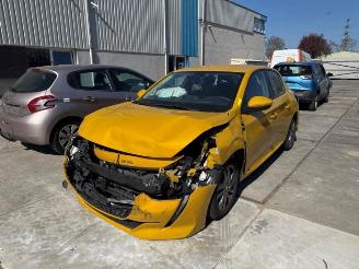 Auto da rottamare Peugeot 208 208 II (UB/UH/UP), Hatchback 5-drs, 2019 1.2 Vti 12V PureTech 100 2021/11