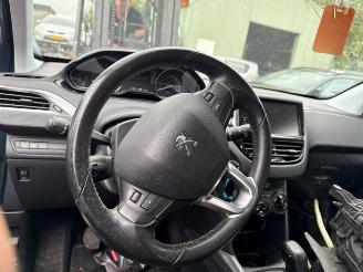 Peugeot 2008 2008 (CU), MPV, 2013 / 2019 1.6 Blue HDi 75 picture 20