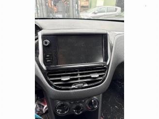 Peugeot 2008 2008 (CU), MPV, 2013 / 2019 1.6 Blue HDi 75 picture 21