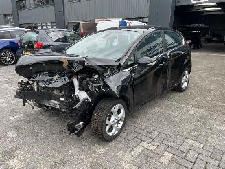 Voiture accidenté Ford Fiesta 1,25 Trend 2012/2