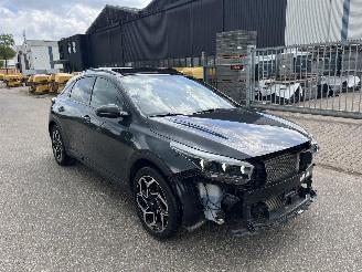 Voiture accidenté Kia Xceed GT-Line 1.6 CRDi 2023/9