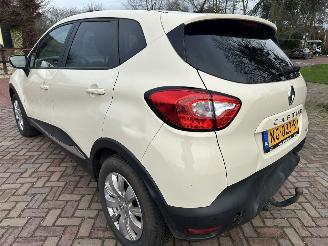 Renault Captur 0.9 TCe Dynamique picture 9