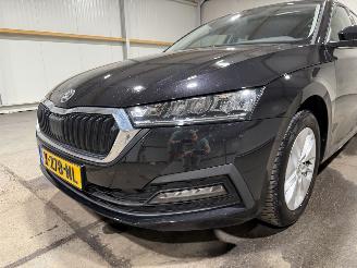 Skoda Octavia 1.0e-TFSI 81kW Automaat Pano Business Edition picture 26