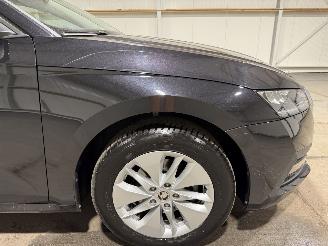 Skoda Octavia 1.0e-TFSI 81kW Automaat Pano Business Edition picture 18