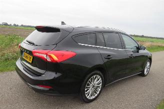 skadebil auto Ford Focus 1.0 92kw euro 6 Eco Boost Titanium Business Camera Navigatie  12-2019 2019/12