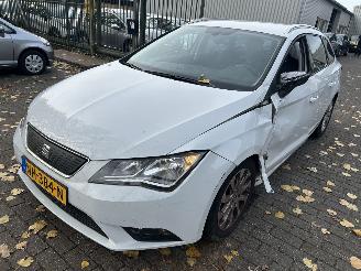 damaged passenger cars Seat Leon ST  1.0 TSI 2017/7