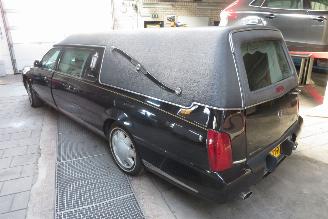 Cadillac De Ville BEGRAFENISAUTO / LIJKWAGEN V8 BENZINE picture 28