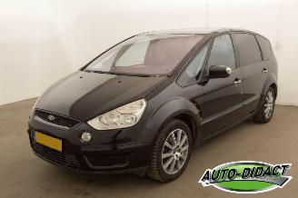 Voiture accidenté Ford S-Max 2.0-16V 7Pers. Airco 2008/4