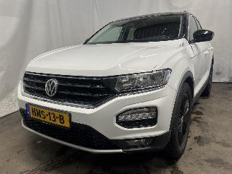 Unfallwagen Volkswagen T-Roc T-Roc I SUV 1.0 TSI 12V BlueMotion (DKRF) [85kW]  (07-2017/11-2020) 2019/6
