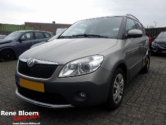 Vaurioauto  passenger cars Skoda Fabia 1.2 TSI Scout Airco 5drs 2012/1