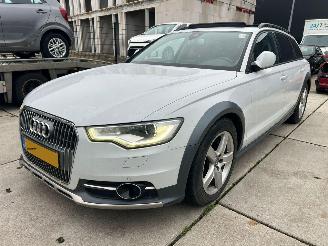 Damaged car Audi A6 allroad 3.0 TDI Premium Edition NAVI-LEDER-PDC-PANO 2014/7