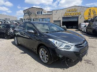 krockskadad bil auto Hyundai I-40 1.7 CRDI STYLE 2014/10